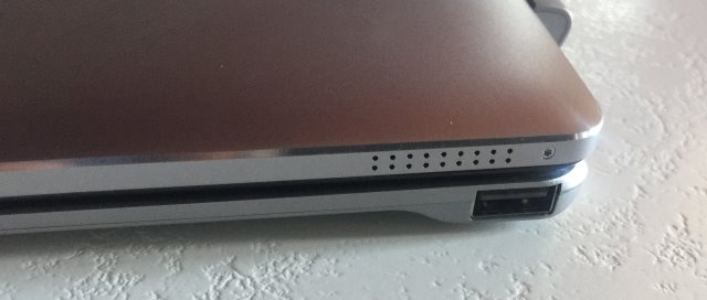  Chuwi HIbook, les ports USB du clavier