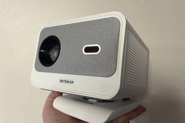 Test Blitzwolf BW-V3 Max, un video projecteur smart à (...)