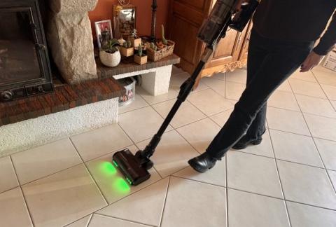 Test Proscenic P20 OnePass : L'aspirateur balai 2-en-1 pas cher qui défie les références 