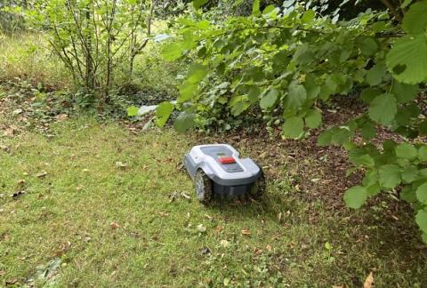 Test robot tondeuse RoboUP T1200 Pro, sans fil RTK pour 1500 M2 ça marche !