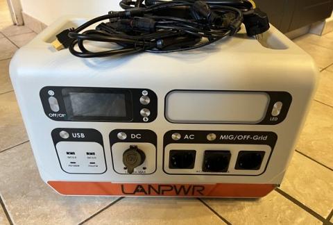 Test LANPWR 2200PRO, la centrale électrique avec micro-onduleur intégré pour réinjecter l'électricité sur votre installation