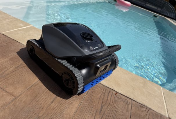 Mon test du Robot Piscine MOVA Diver A10, un choix sûr à bon prix