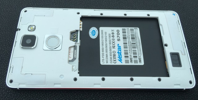 Couvercle et batterie amovibles