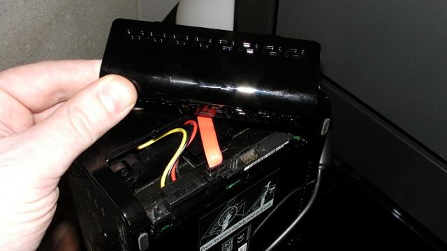 Le disque s'insère sans outil