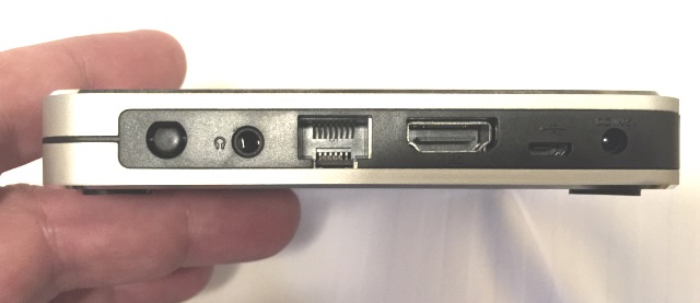 Une vraie prise HDMI.
