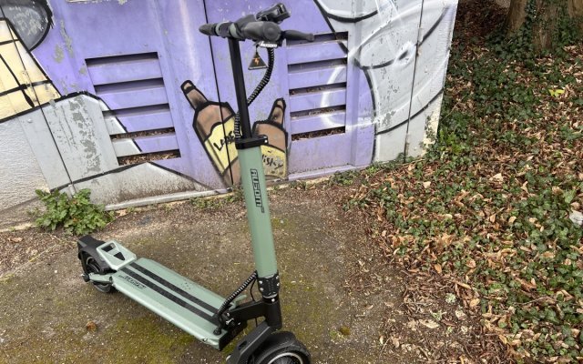 Test Trottinette électrique Ausom GX1 : L'Équilibre Réussi (...) à la une