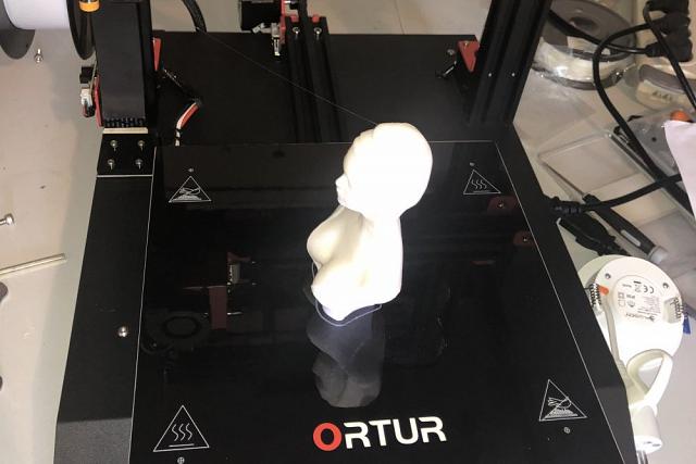 Test Ortur Obsidian, une imprimante 3D haut de gamme en (...)