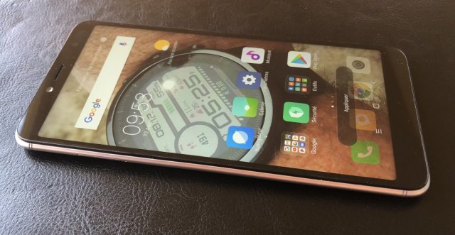 Le REDMI S2 est un modèle 5,99 pouces 18:9
