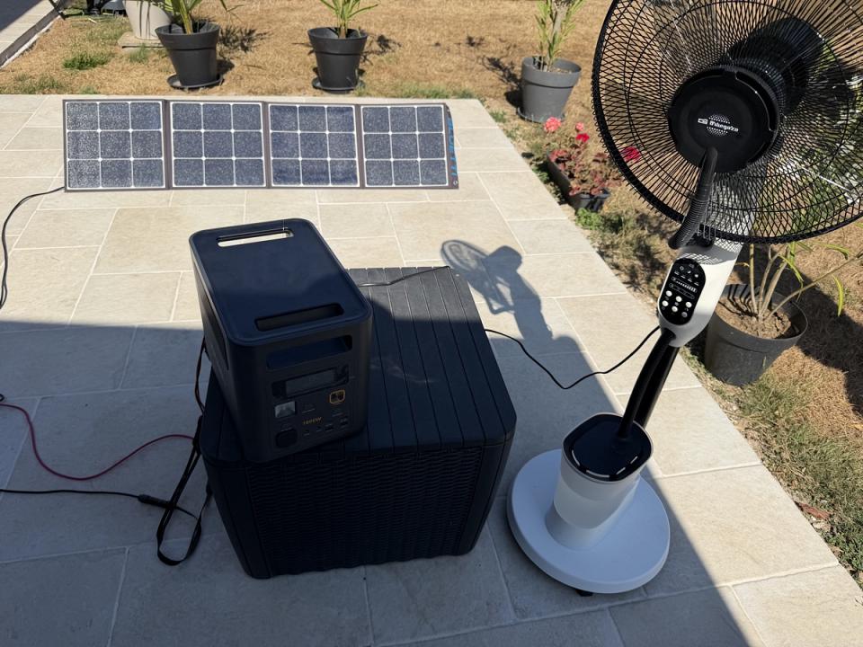 Test avec des petits panneaux solaires