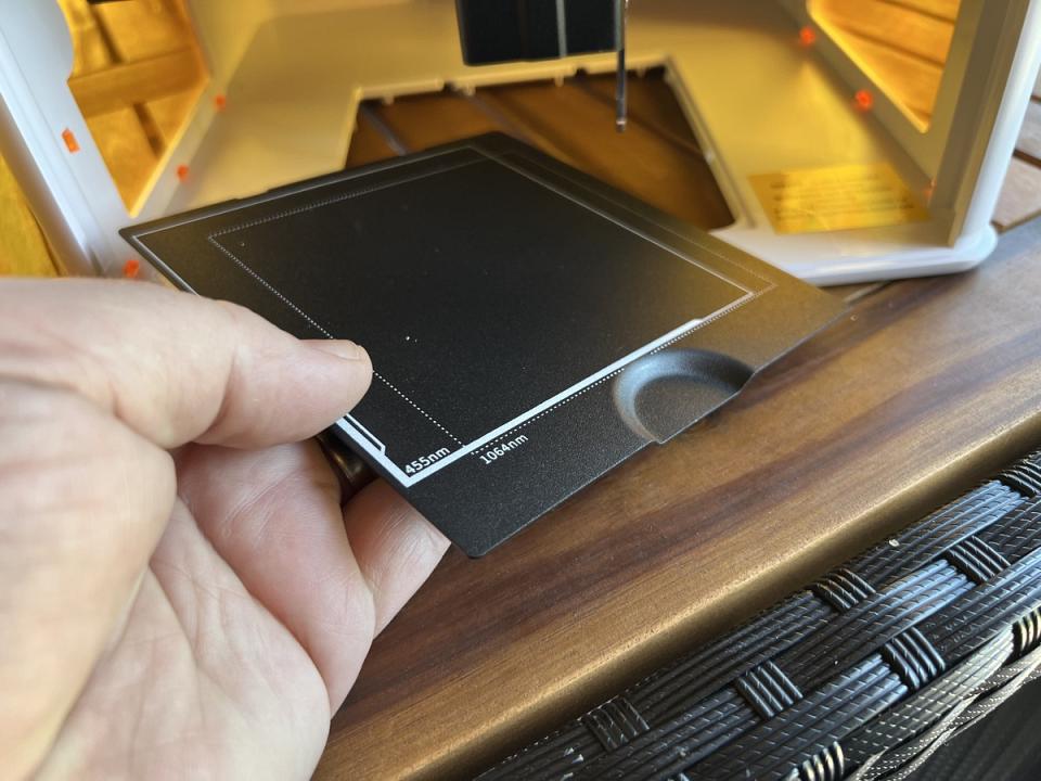 Un système de plaque malin