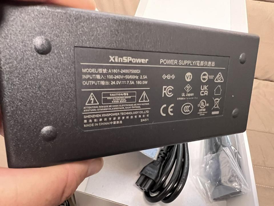 Une grosse alimentation