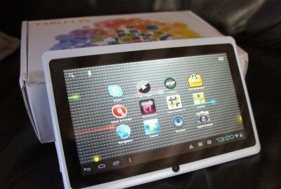 Test de la Q88. Que vaut une Tablette tactile Android 7 pouces à moins de 50€ ?