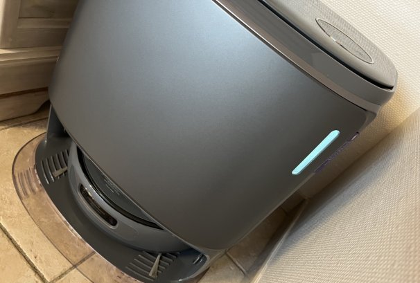 Test Narwal Freo Z Ultra, une nouvelle ère du robot aspirateur laveur grâce à l'IA