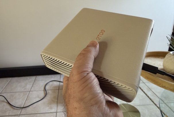 TEST ETOE Dolphin 2 : le petit projecteur aux grandes ambitions