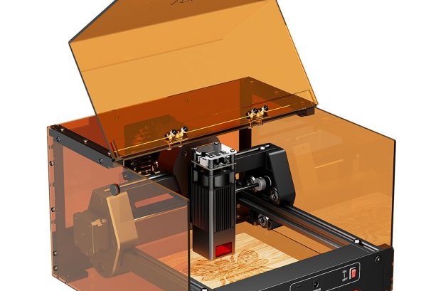 La Mini graveuse laser portable Longer Ray5 MiniS an caisson version 10 watts à 189€ logiciel compris
