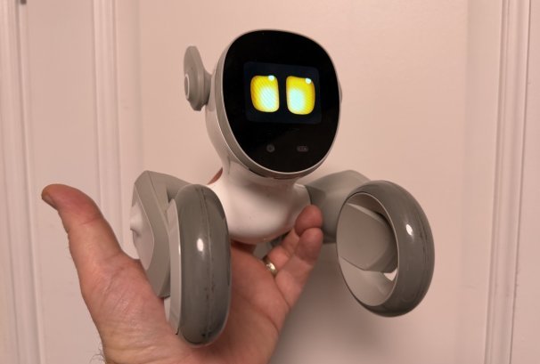 Test du robot chien Loona EPP 3.0, compagnon incontournable ou jouet high-tech de luxe ?