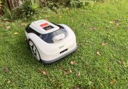 Test du robot tondeuse RoboUp Raccoon 2 SE : le futur (...) à la une
