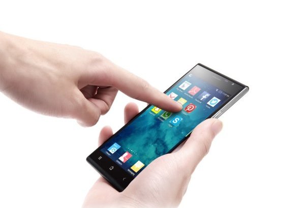 Test Smartphone Axgio Neon N1, Neonado OS, Quad Core 5 pouces IPS