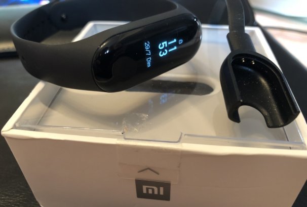 Test bracelet Xiaomi MI BAND 3, le bracelet d'activité connecté pas cher incontournable