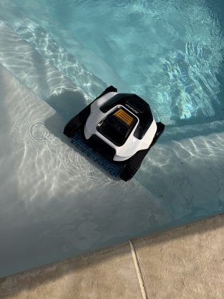 Test Spino E1 : le robot piscine Mammotion tient‑il ses promesses ?