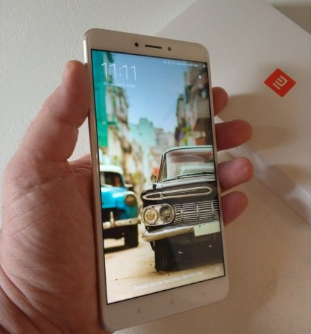 Grand mais pas autant impossible à saisir