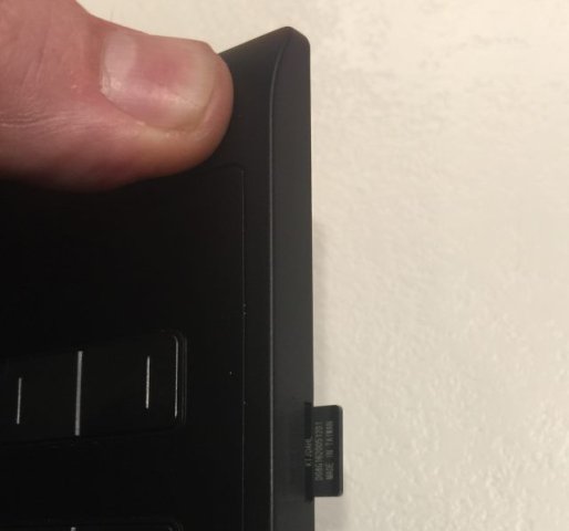 Huion 1060 Plus, le lecteur de carte SD